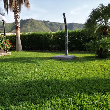 Villa Santina - チェファル エクステリア 写真