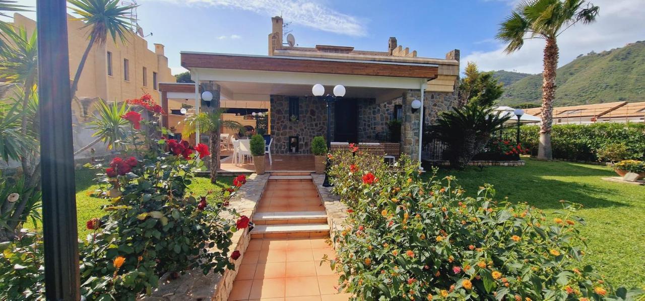 Villa Santina - チェファル エクステリア 写真