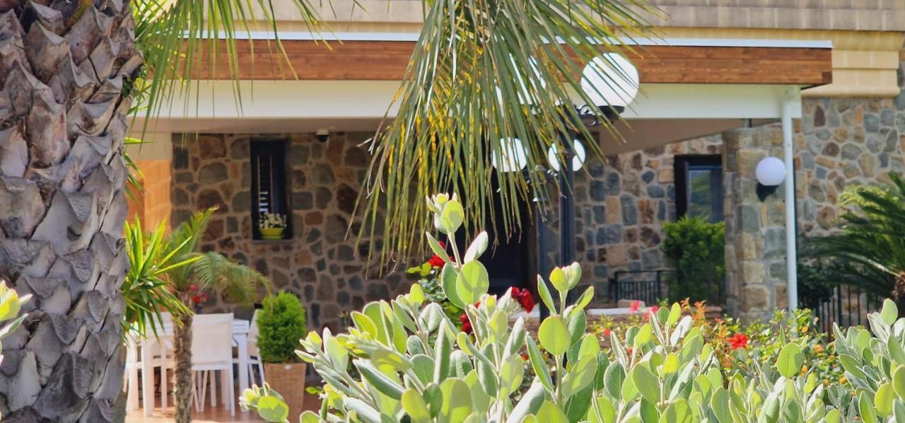 Villa Santina - チェファル エクステリア 写真